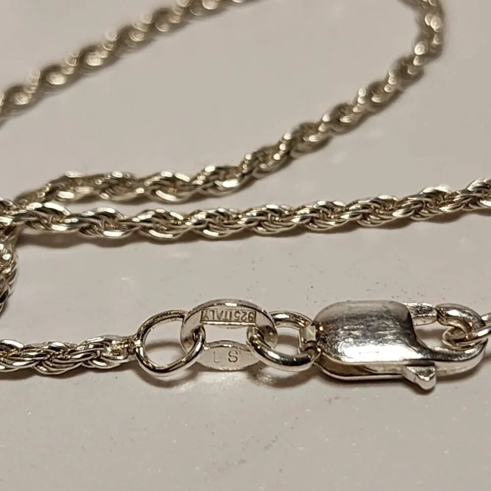 925 Silver Filigree Puffy Heart Pendant with Long Rope Chain
